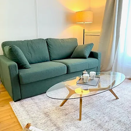 Croix Nivert Apartment