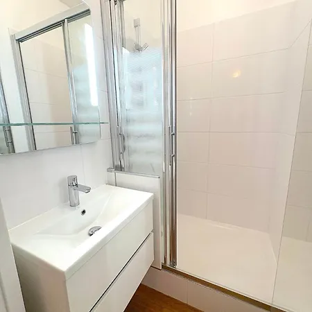 Croix Nivert Apartment *